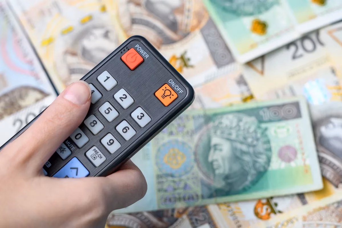 W jakim paragrafie zaksięgować abonament RTV?