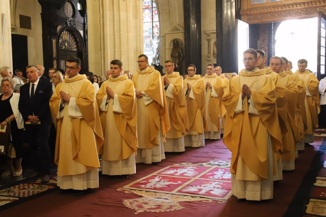 Ile jest księży w Archidiecezji Krakowskiej?