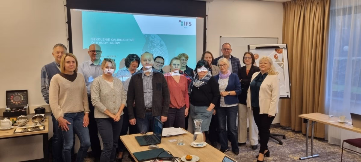 Jakie są zarobki specjalisty ds. bezpieczeństwa i certyfikacji żywności?