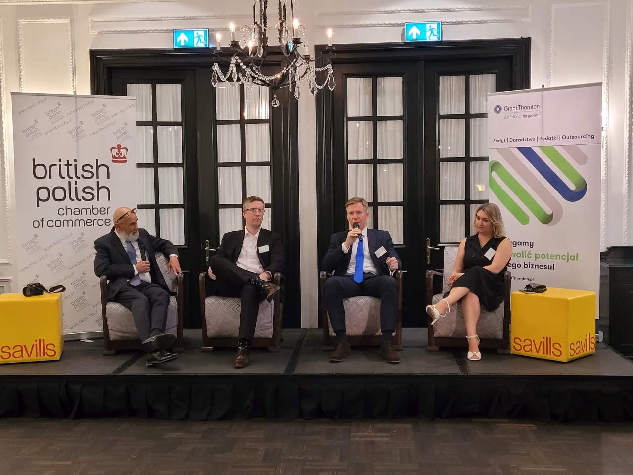 Jaka jest różnica pomiędzy audytem CSR a audytem społecznym?