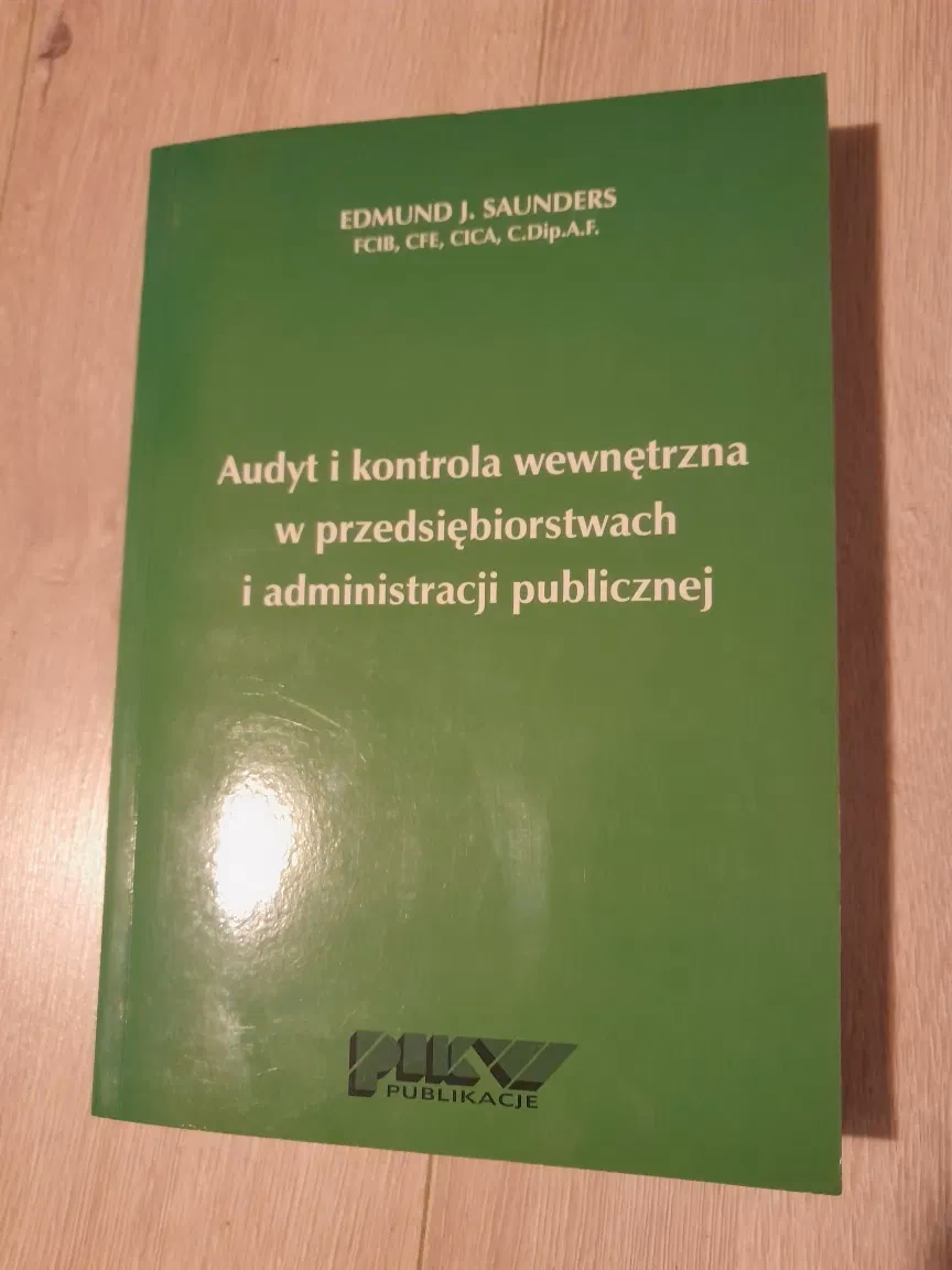 Czym jest system kontroli wewnętrznej w administracji publicznej?