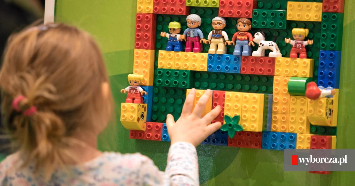 Jaka jest misja firmy Lego?