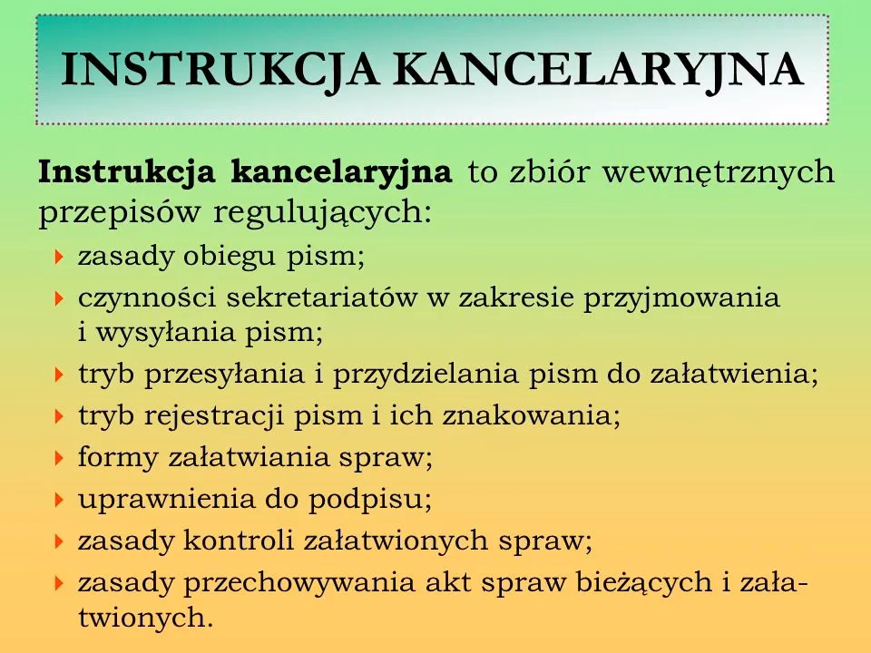 Kto zatwierdza instrukcję kancelaryjną?
