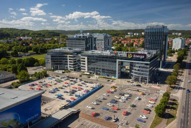 Ile ludzi zatrudnia Bayer?