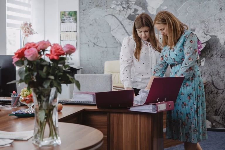 Czy biuro podróży musi mieć kasę fiskalną?