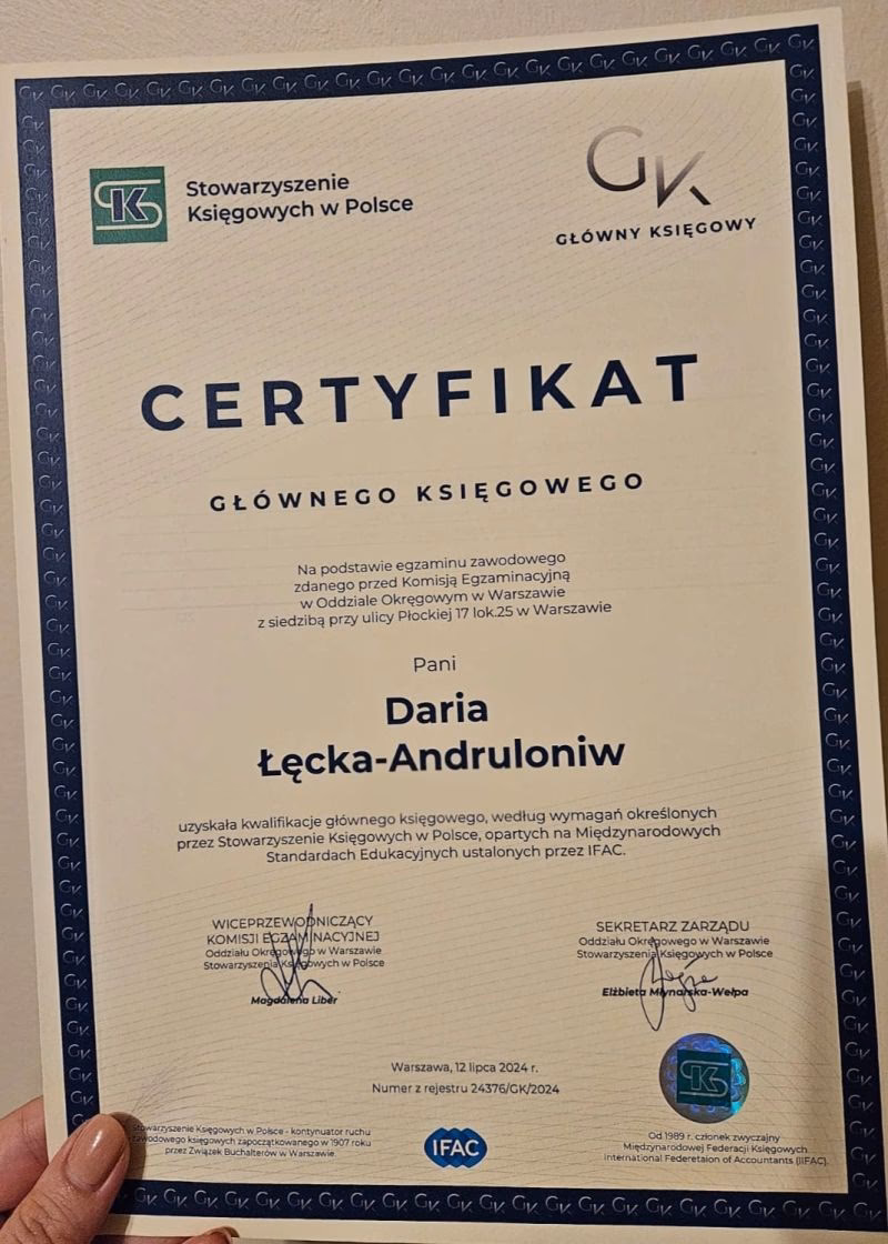 Czy można uzyskać certyfikat głównego księgowego bez egzaminu?