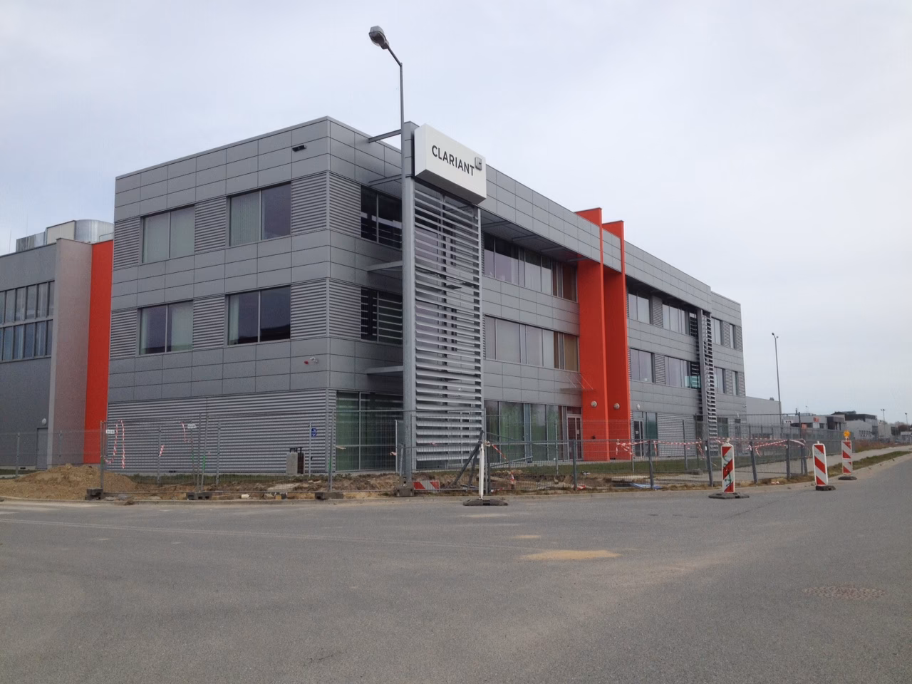 Ilu pracowników zatrudnia Clariant?