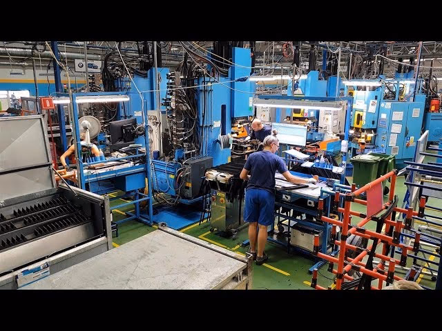 Kto wykupił Cooper Standard?