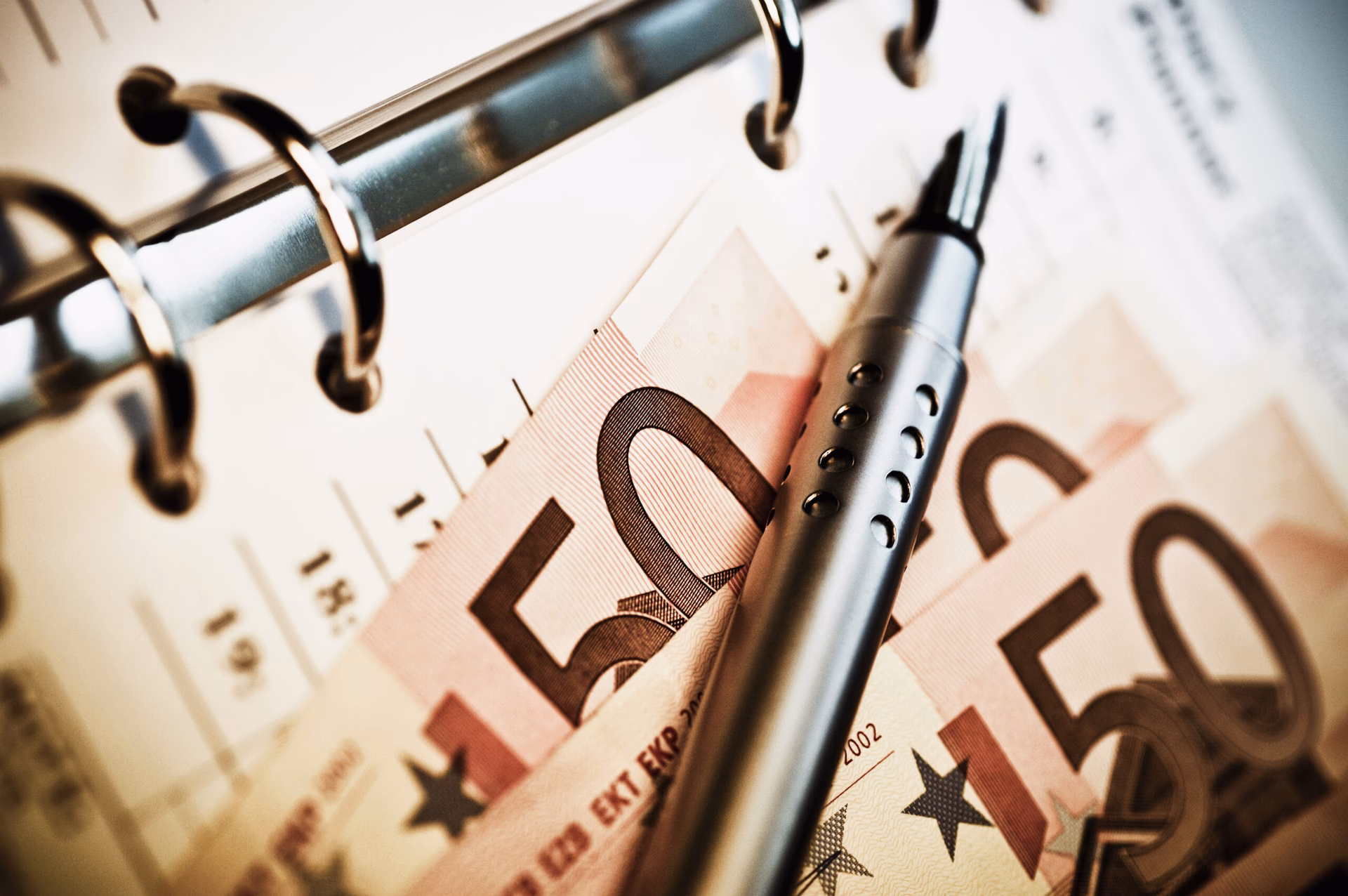 Czym jest deficyt w bilansie płatniczym?