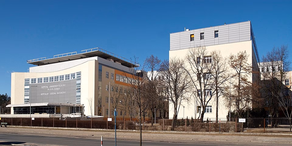 Kto jest dyrektorem szpitala na Witosa w Opolu?