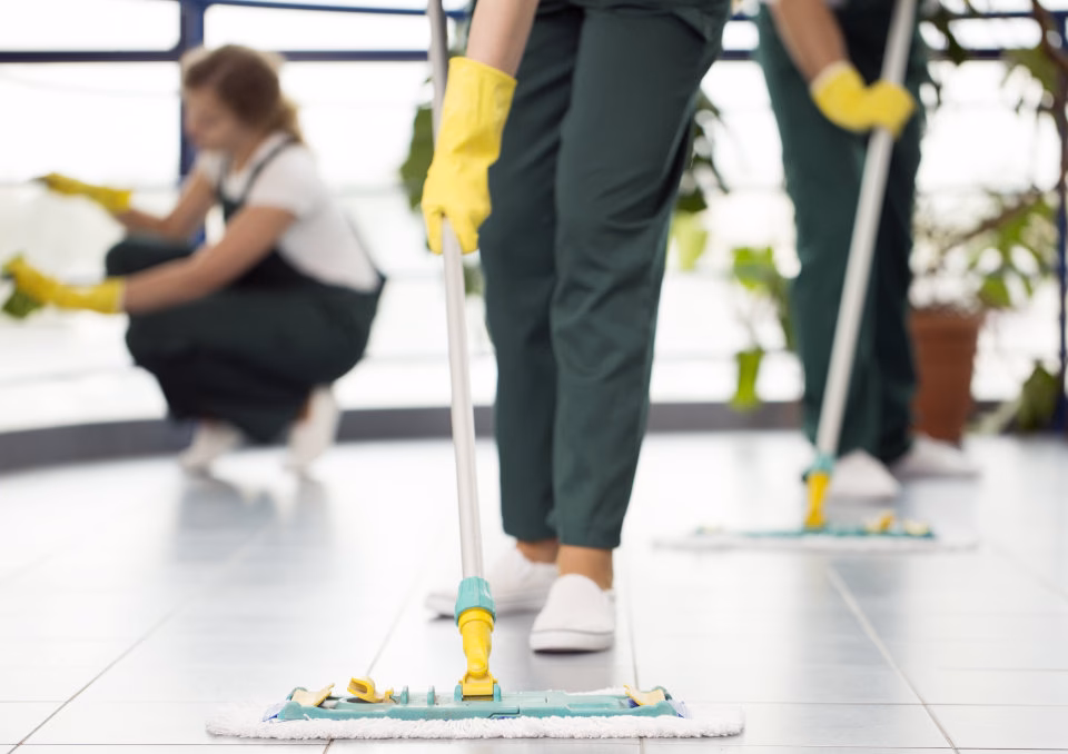 Ile dotacji na firmę sprzątającą?