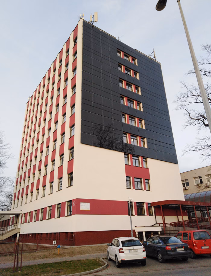 Jak się nazywa dyrektor szpitala w Tarnobrzegu?