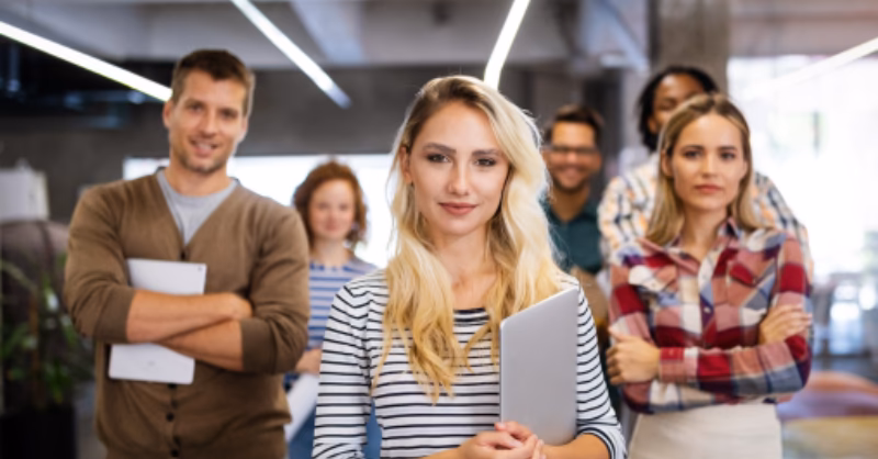 Czym zajmuje się Interkadra?