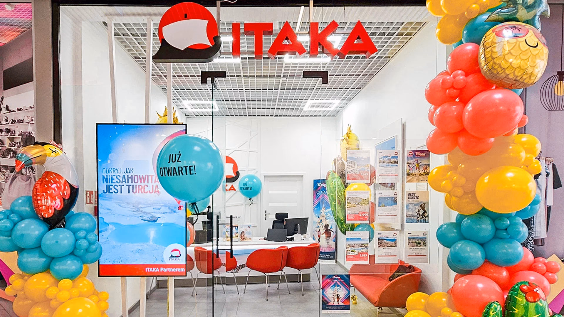 Ile zarabia się w Itaka?