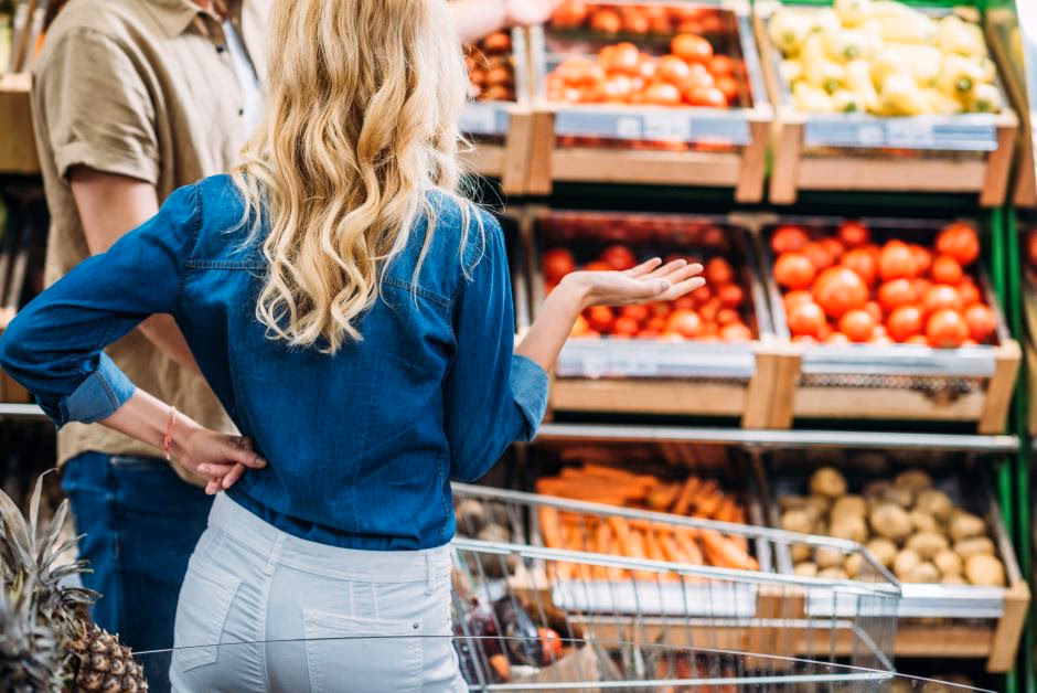 Ile zarabia właściciel sklepu spożywczego?