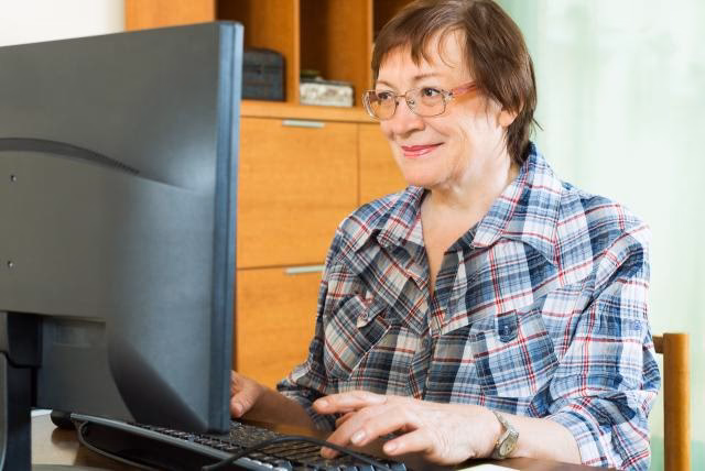 Czy pracą przy komputerze jest pracą w szczególnych warunkach?