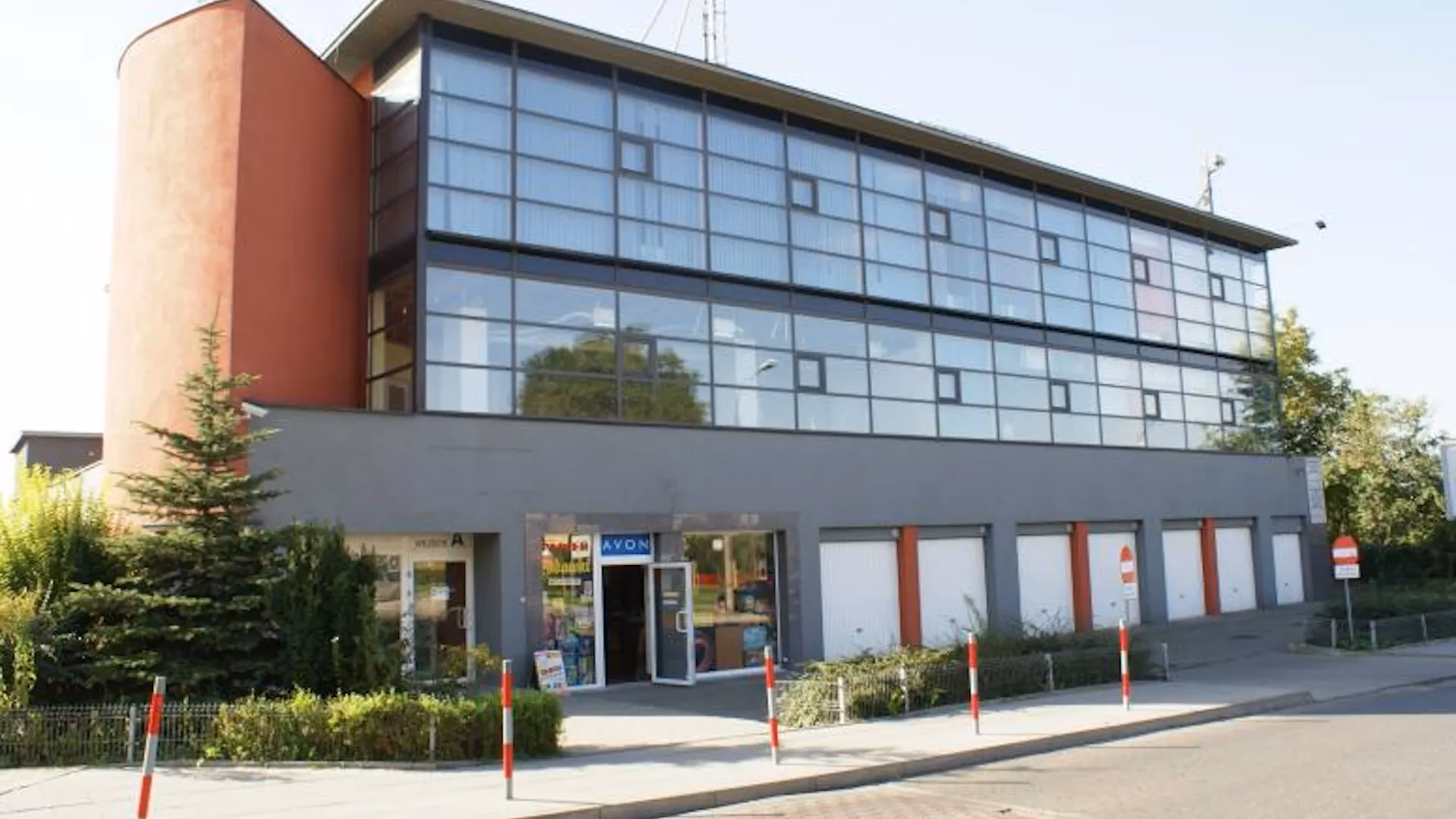 Czy KNAV jest firmą księgową?