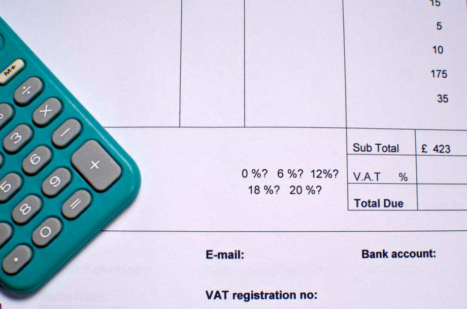 Kiedy stawka zw na fakturze?