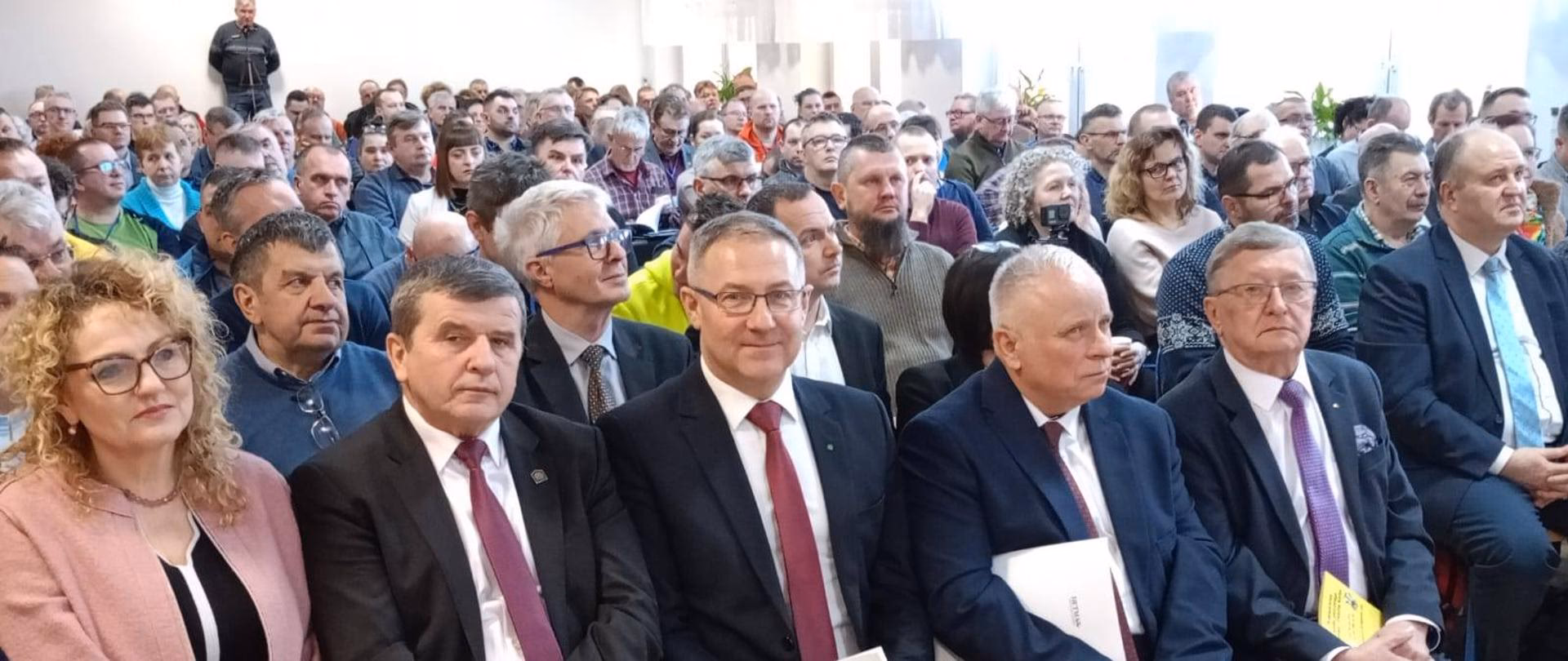 Czym zajmuje się wojewódzki inspektorat ochrony roślin i nasiennictwa?