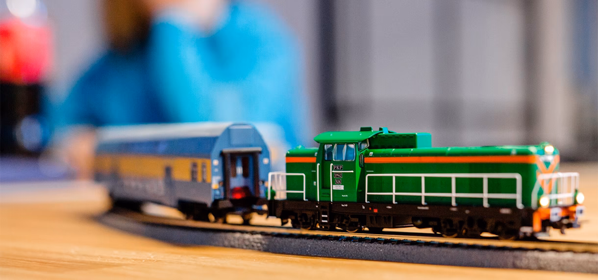 Czy pracownicy PKP mają darmowe przejazdy?