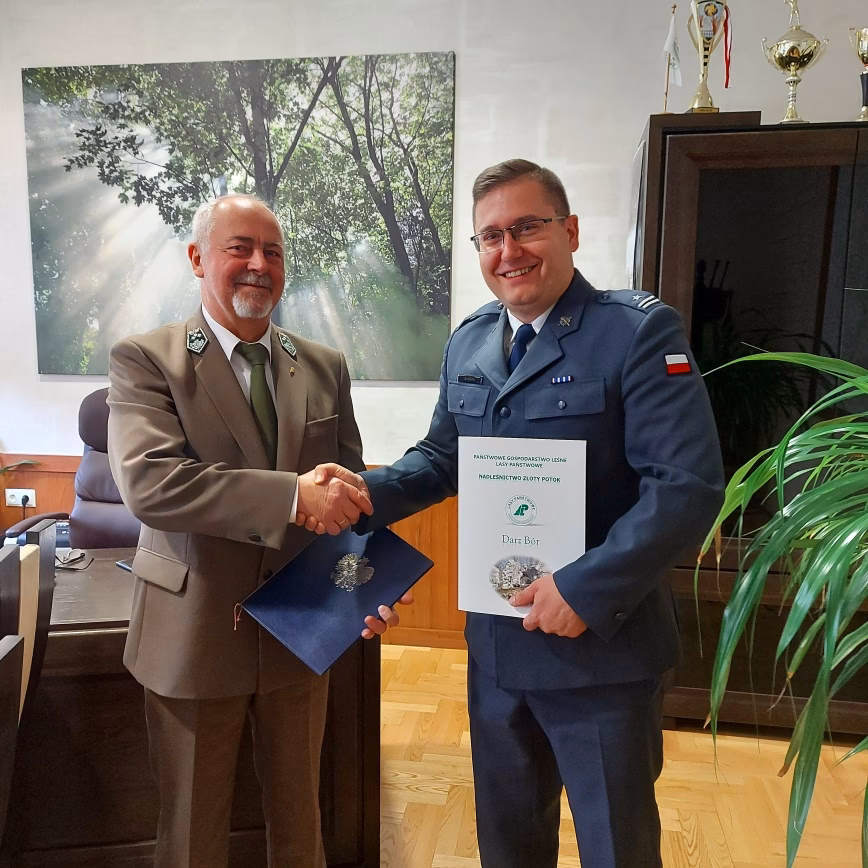 Pod kogo podlega nadleśnictwo?