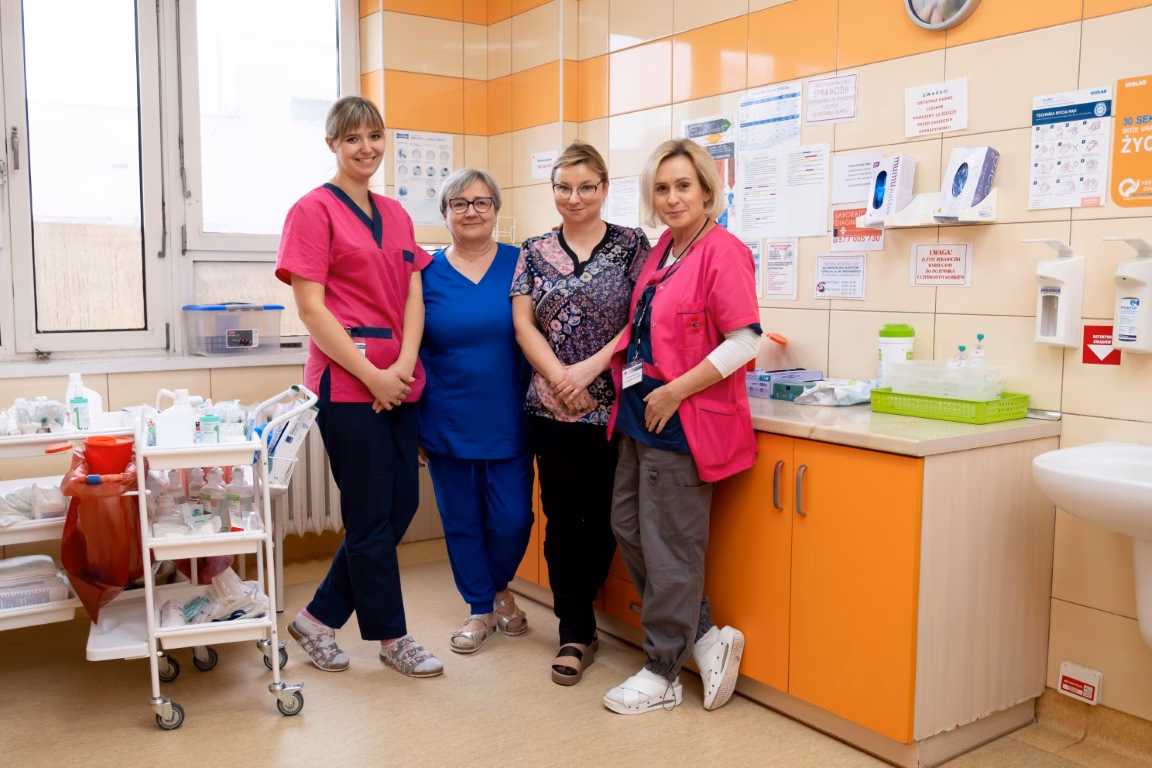 Kto jest dyrektorem szpitala w Pabianicach?