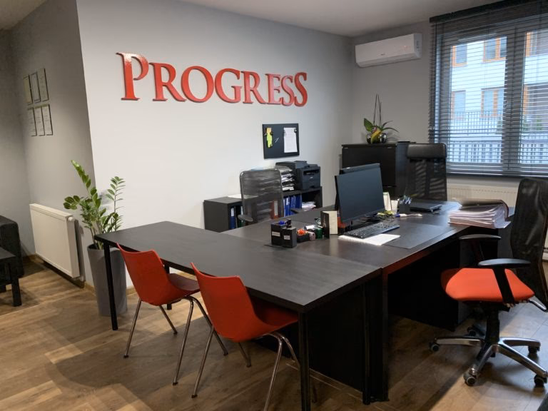 Czym jest księgowy progresywny?