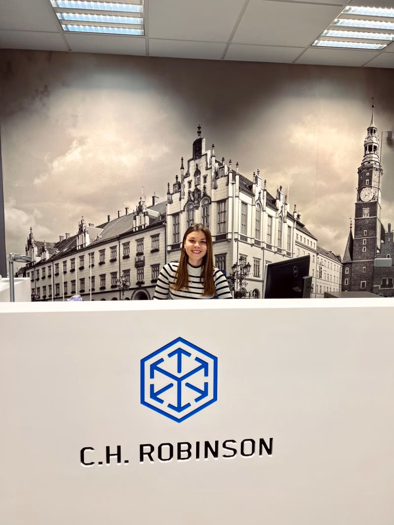 Kto kupił CH Robinsona?