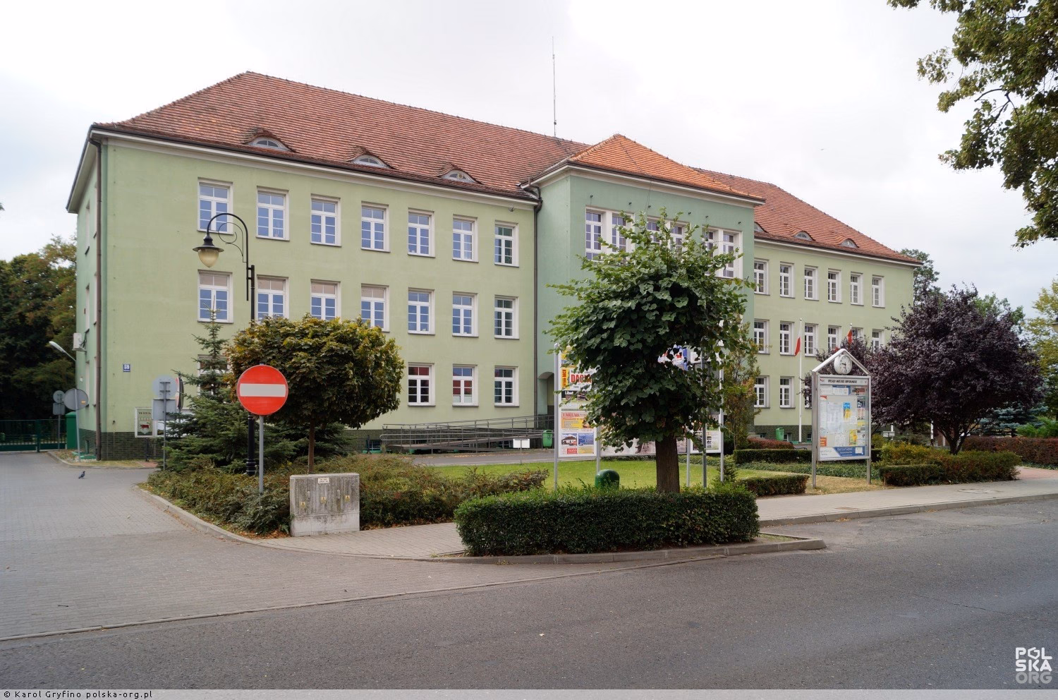 Jakie gminy wchodzą w skład powiatu tureckiego?