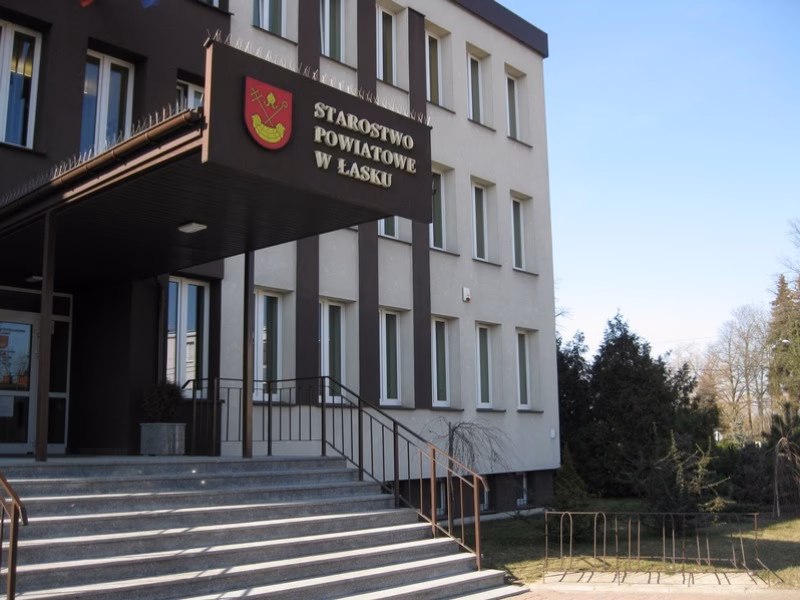Kto jest starostą w Łasku?