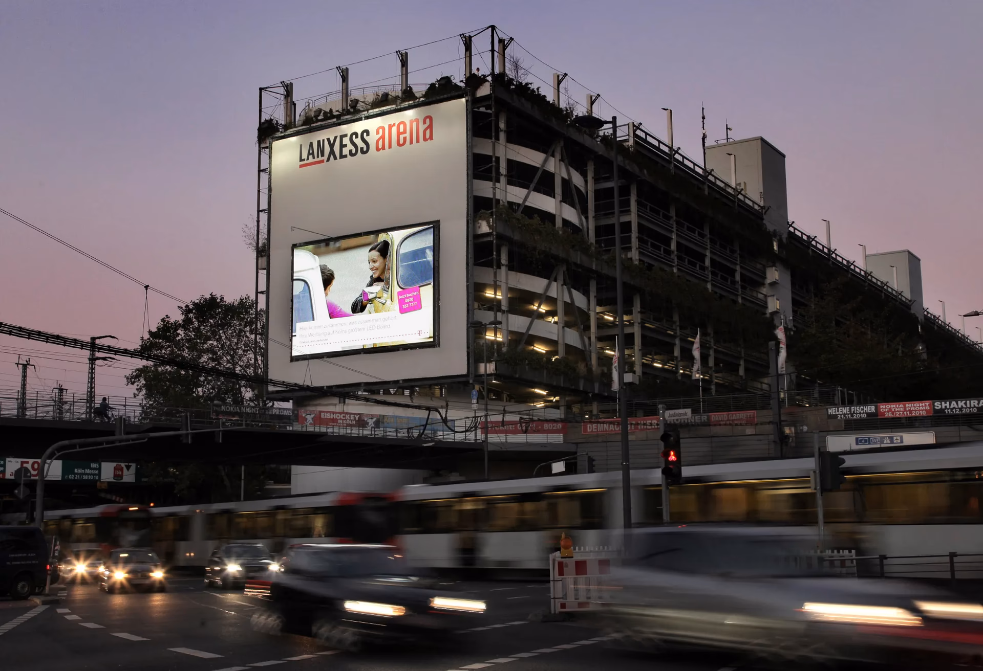 Kto jest właścicielem Stroera?