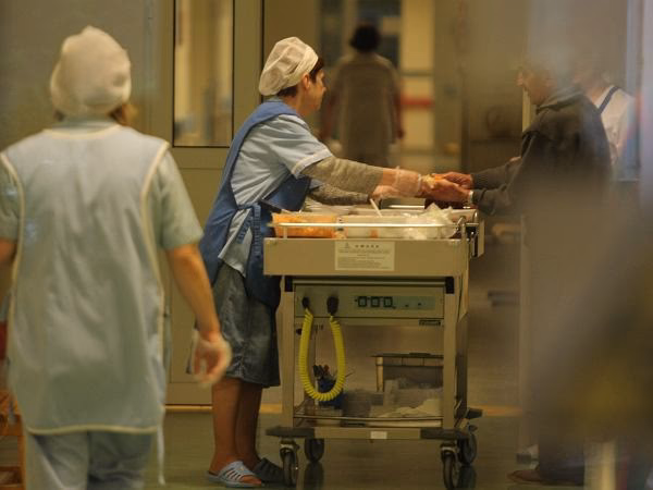 Czy lekarz ma obowiązek pracy w szpitalu?