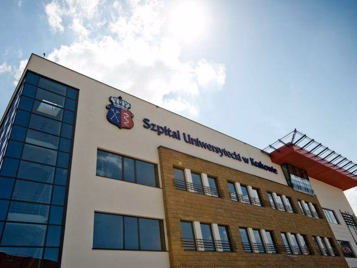 Ile zarabia pielęgniarka w szpitalu uniwersyteckim w Krakowie?