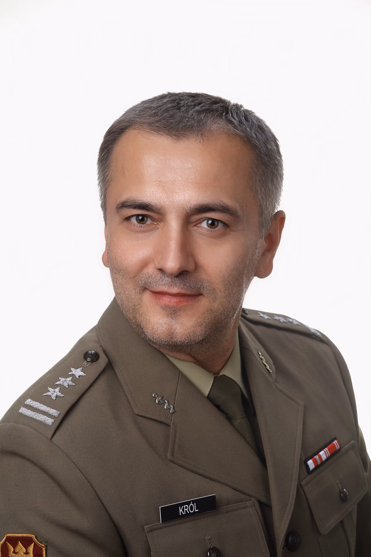 Kto jest komendantem szpitala wojskowego w Krakowie?