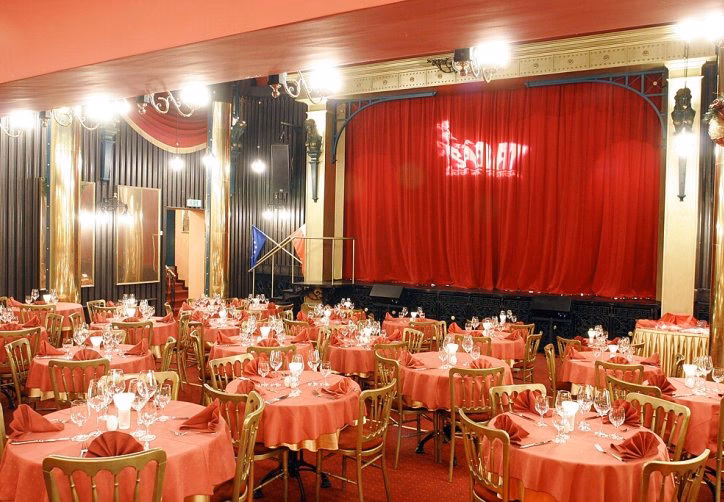 Kto prowadzi zespół Sabat?