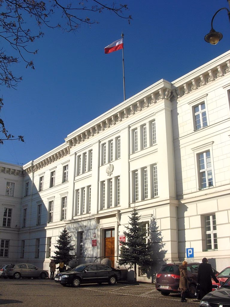 Kto jest wojewodą kujawsko-pomorskią?