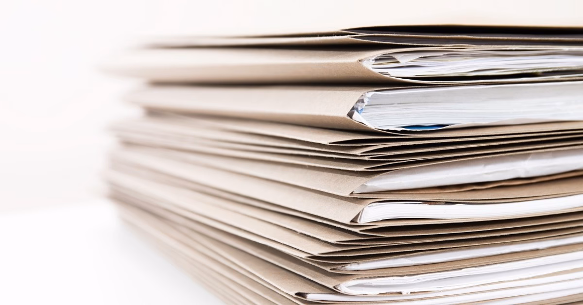 Co mieszkańcy powiatu tworzą z mocy prawa?