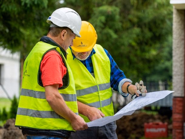 Ile trzeba się odsunąć od gazu?